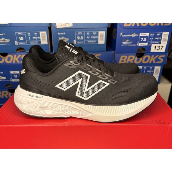 New Balance Fresh Foam X 880v15 Black White Men’s Size 9.5 D M880B15 (145) main image 5